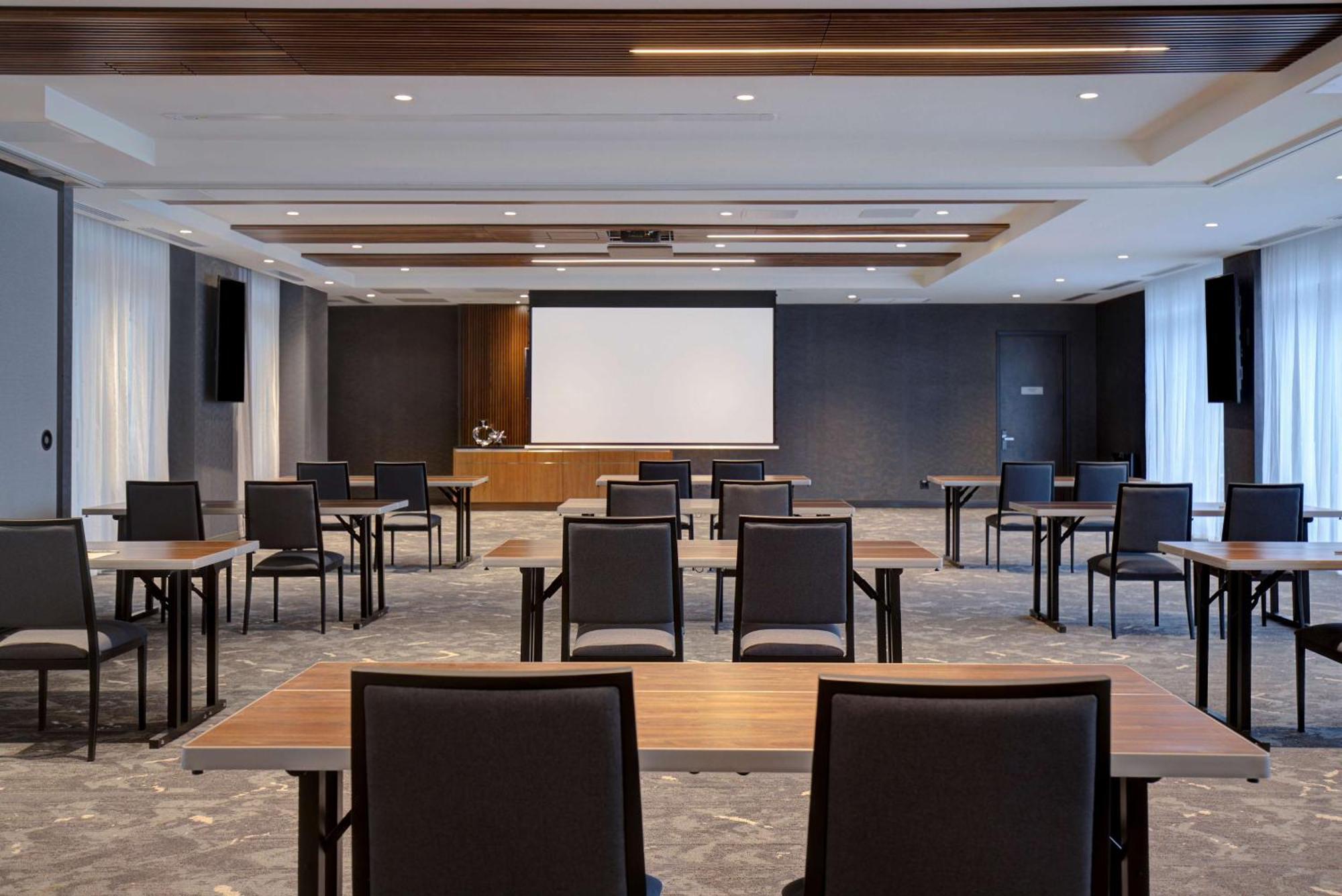 Homewood Suites By Hilton Montreal Downtown المظهر الخارجي الصورة