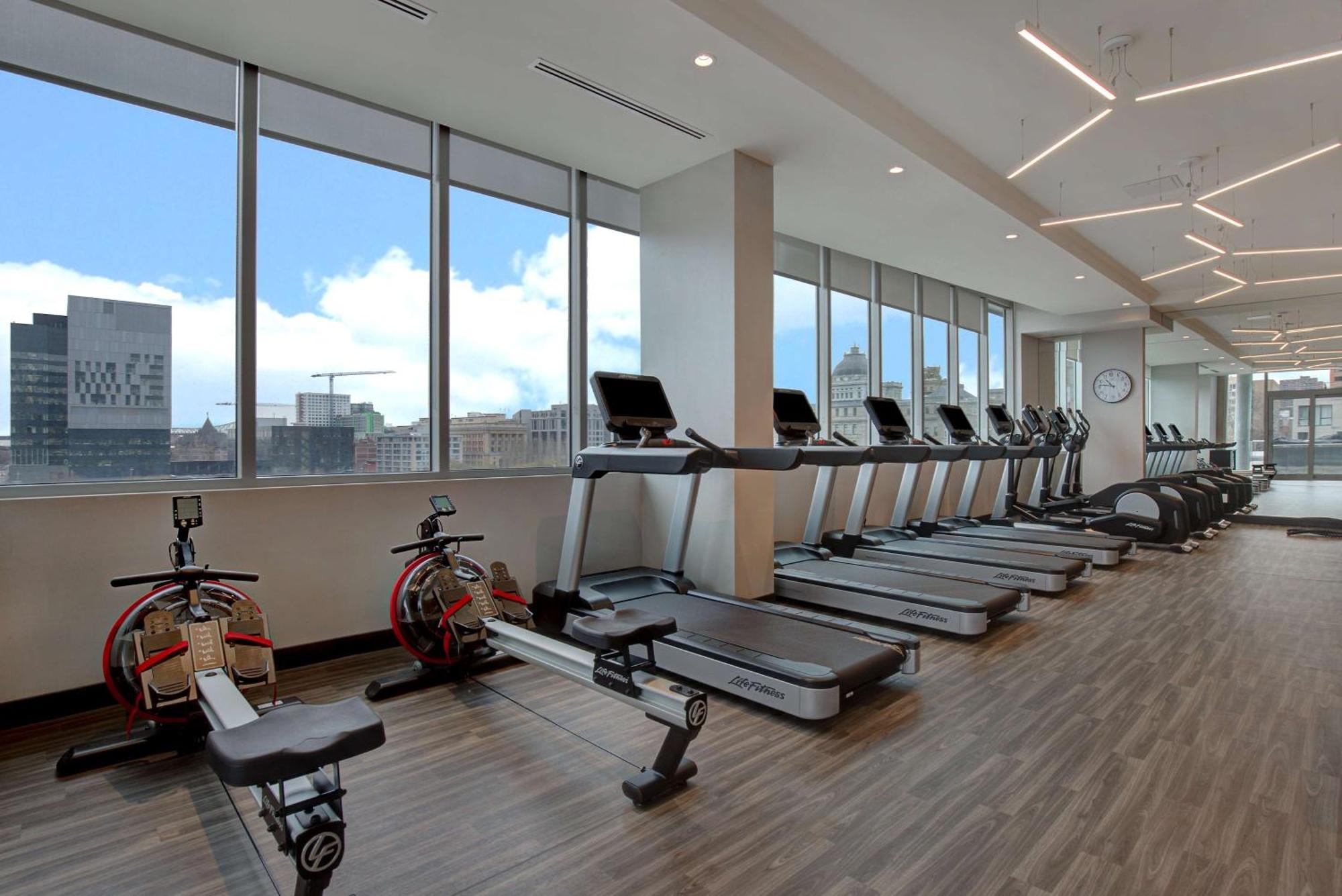 Homewood Suites By Hilton Montreal Downtown المظهر الخارجي الصورة