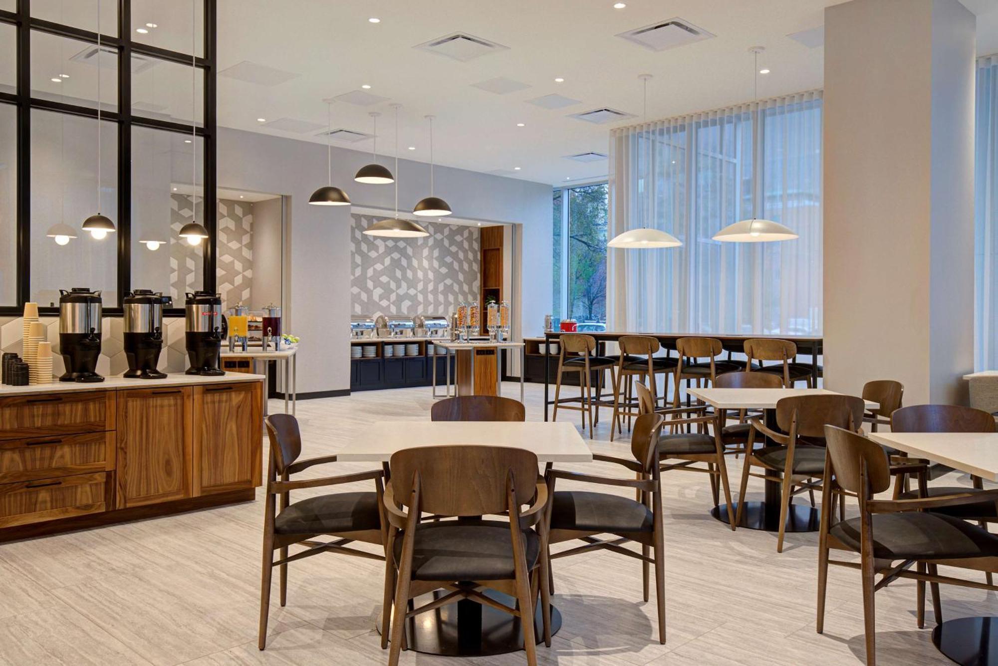Homewood Suites By Hilton Montreal Downtown المظهر الخارجي الصورة